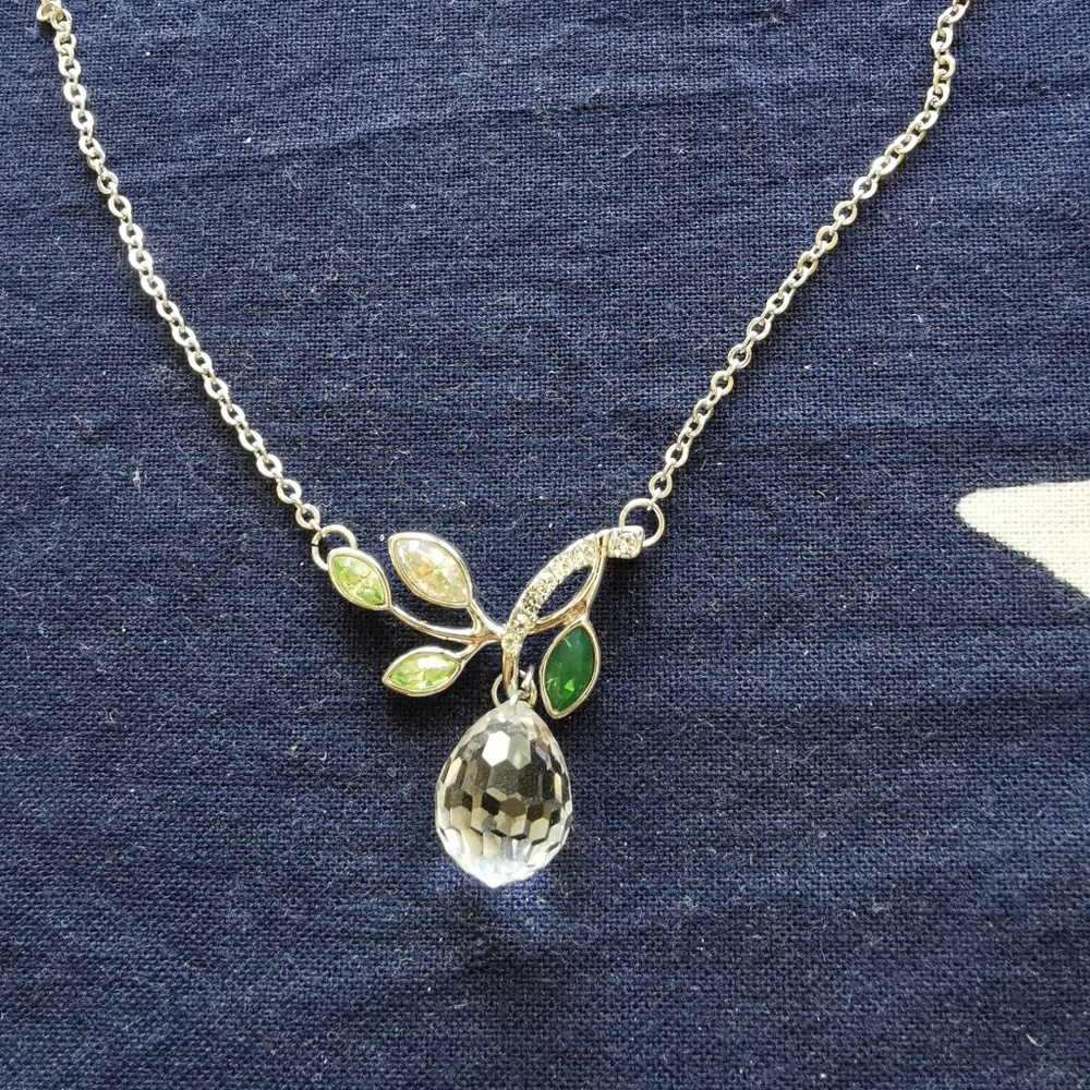 Crystal necklace